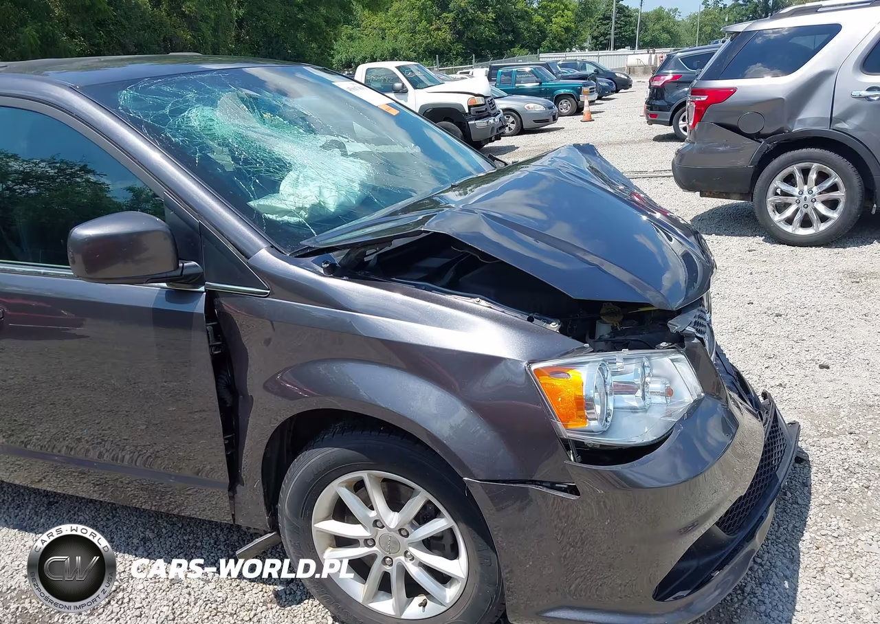 2020 Dodge Grand Caravan Sxt VIN:2C4RDGCG3LR153043 - 17
