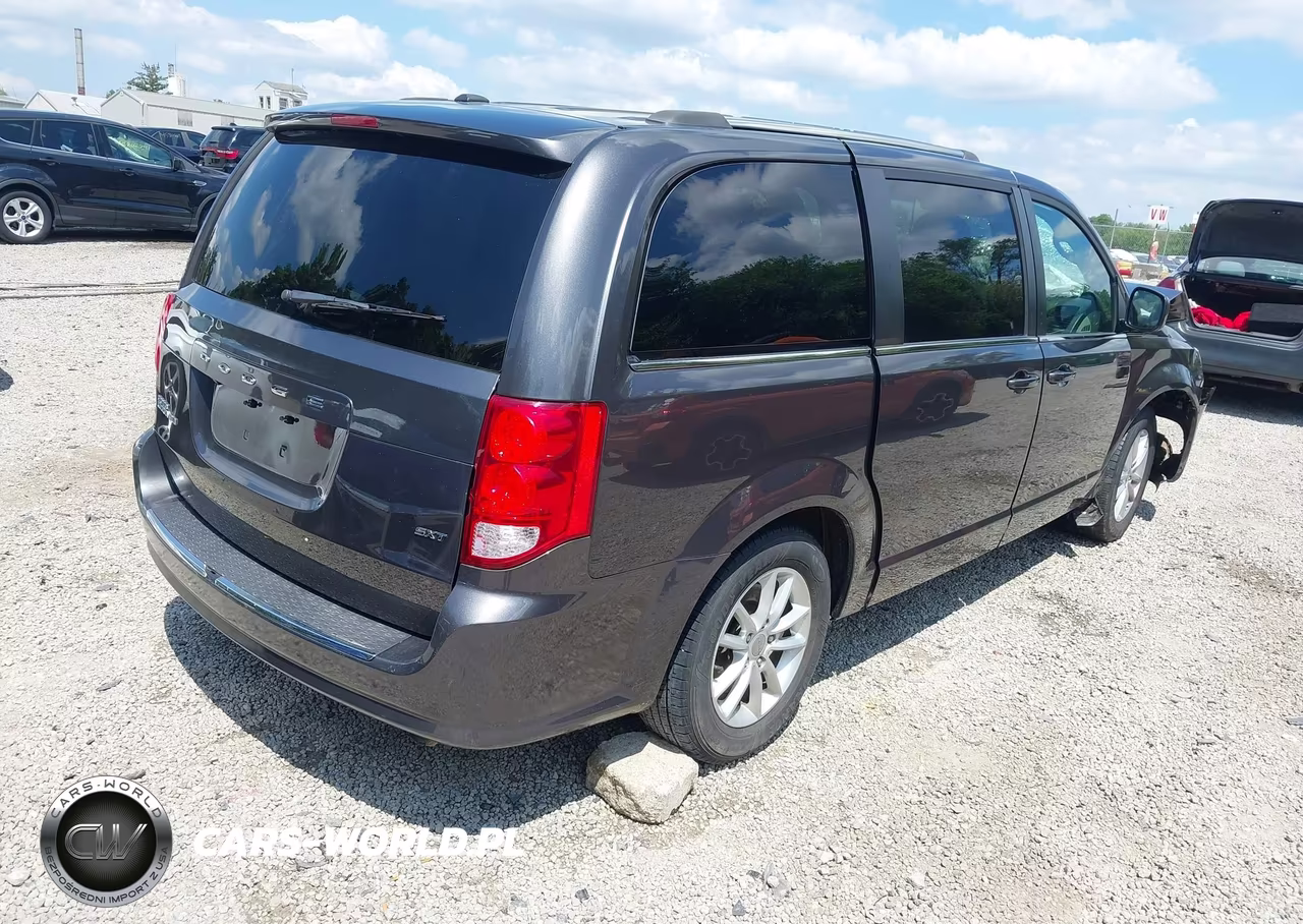 2020 Dodge Grand Caravan Sxt VIN:2C4RDGCG3LR153043 - 4