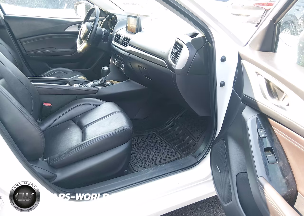 2017 Mazda Mazda3 Touring VIN:3MZBN1V7XHM122196 - 5