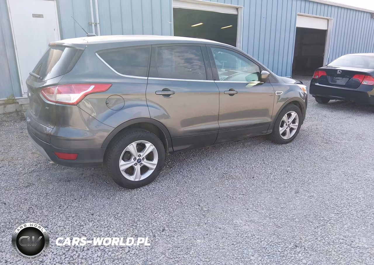 2015 Ford Escape Se VIN:1FMCU0G71FUA50231 - 4