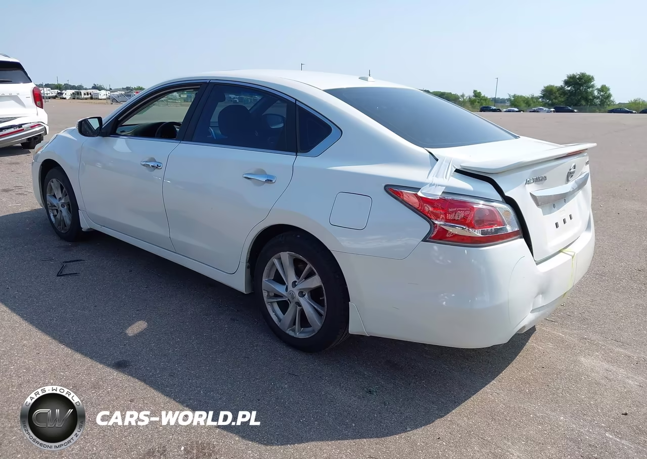 2015 Nissan Altima 2.5 Sv VIN:1N4AL3AP1FC125210 - 3
