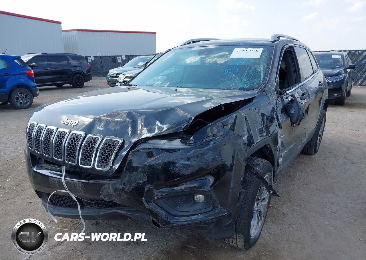 2021 Jeep Cherokee Latitude Plus Fwd VIN:1C4PJLLB9MD116192 - 2