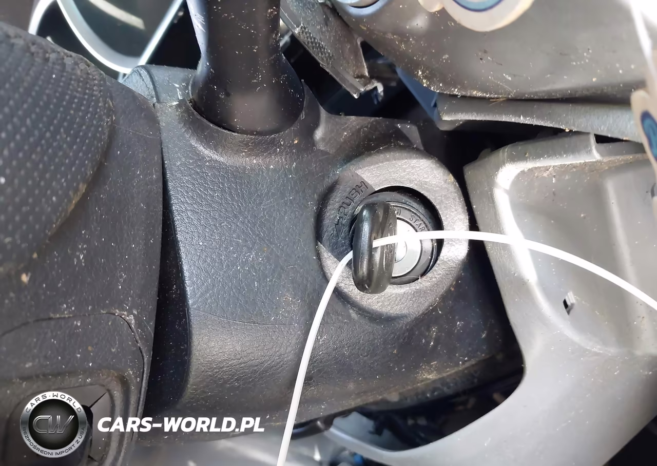 2014 Toyota Tacoma Base V6 VIN:3TMLU4EN0EM162390 - 11