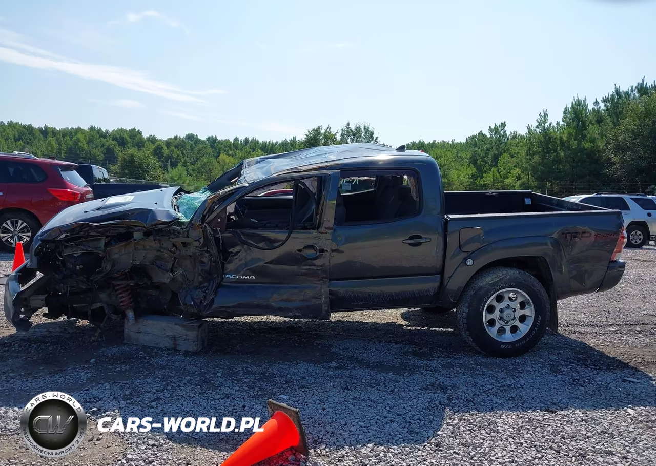 2014 Toyota Tacoma Base V6 VIN:3TMLU4EN0EM162390 - 14