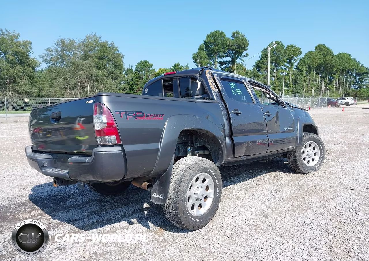 2014 Toyota Tacoma Base V6 VIN:3TMLU4EN0EM162390 - 4