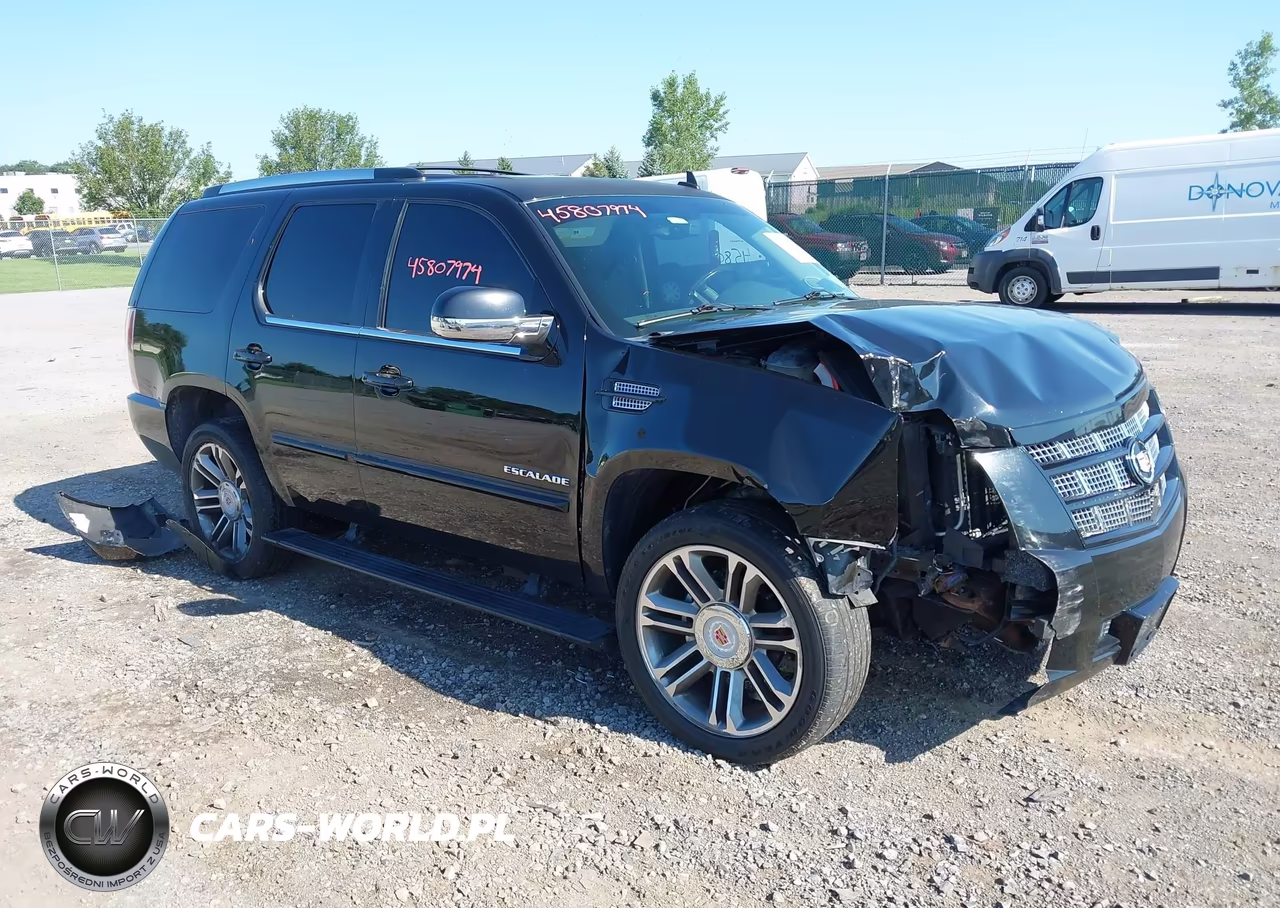 2013 Cadillac Escalade Premium