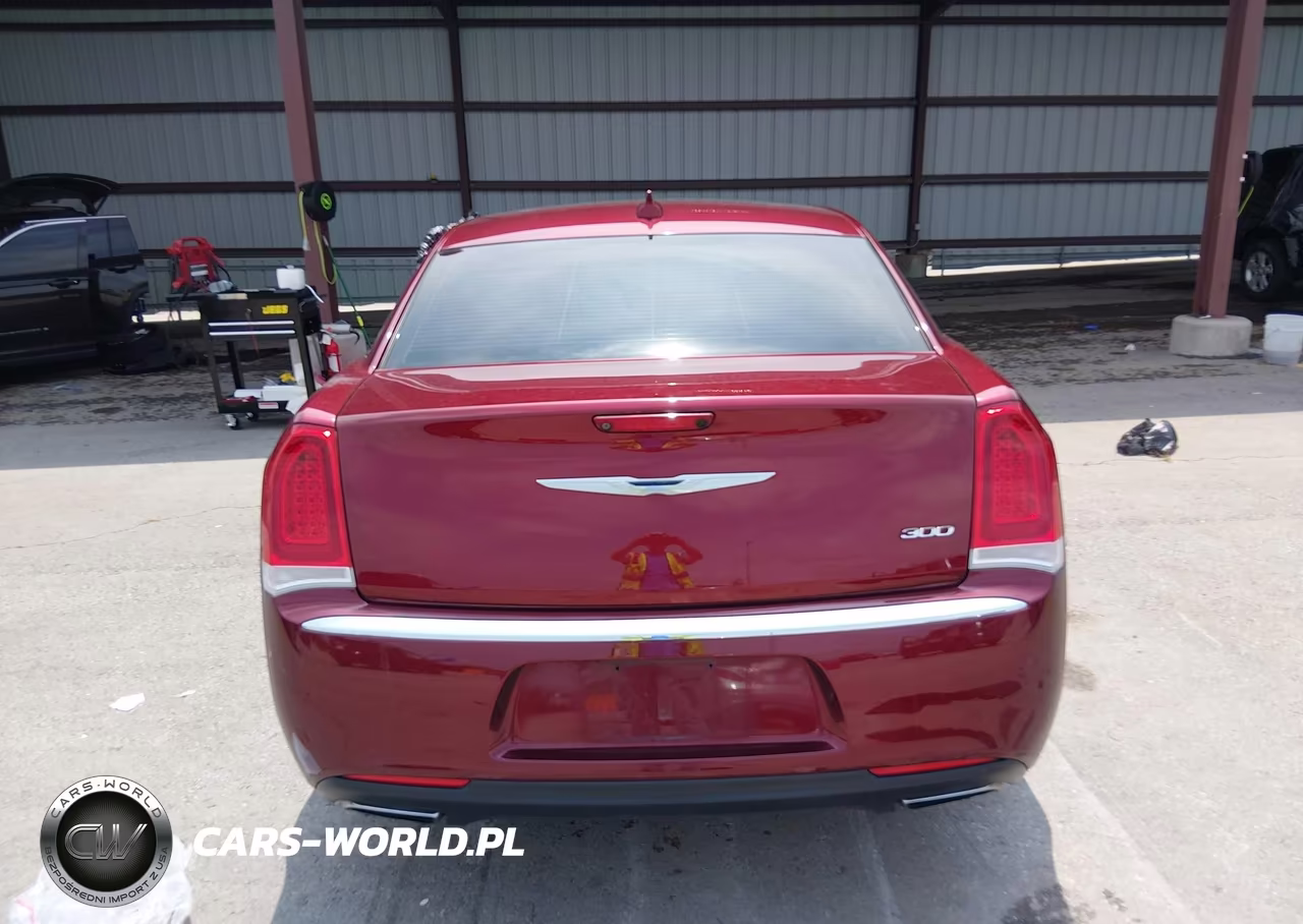 2016 Chrysler 300 Anniversary Edition VIN:2C3CCAAG6GH135080 - 16