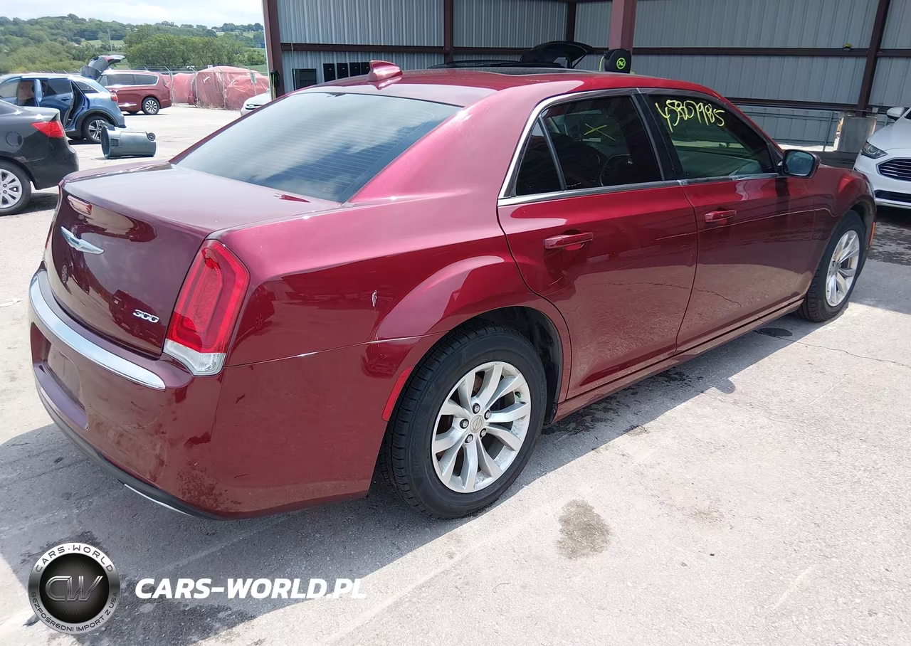 2016 Chrysler 300 Anniversary Edition VIN:2C3CCAAG6GH135080 - 4