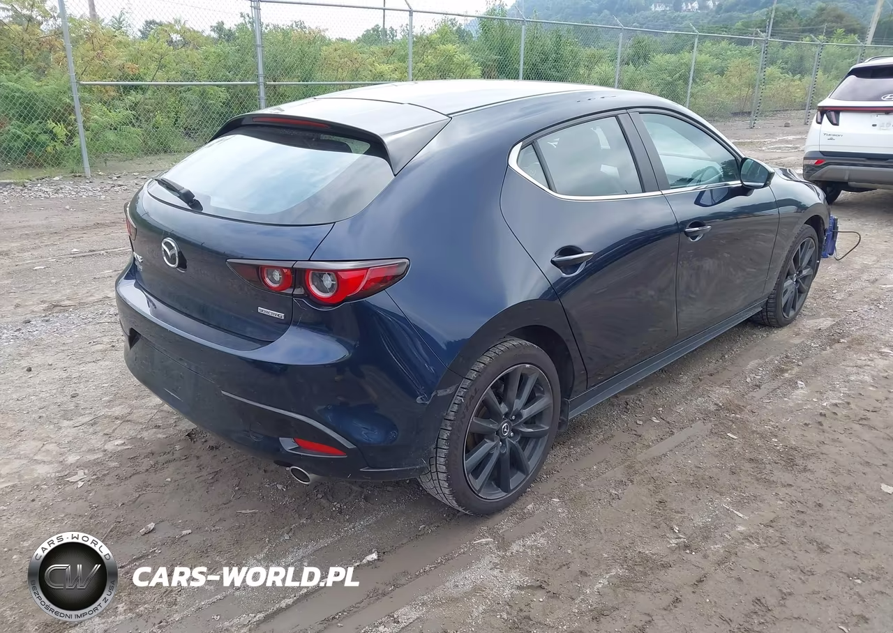 2024 Mazda Mazda3 2.5 S Select Sport VIN:JM1BPAKM0R1703051 - 4