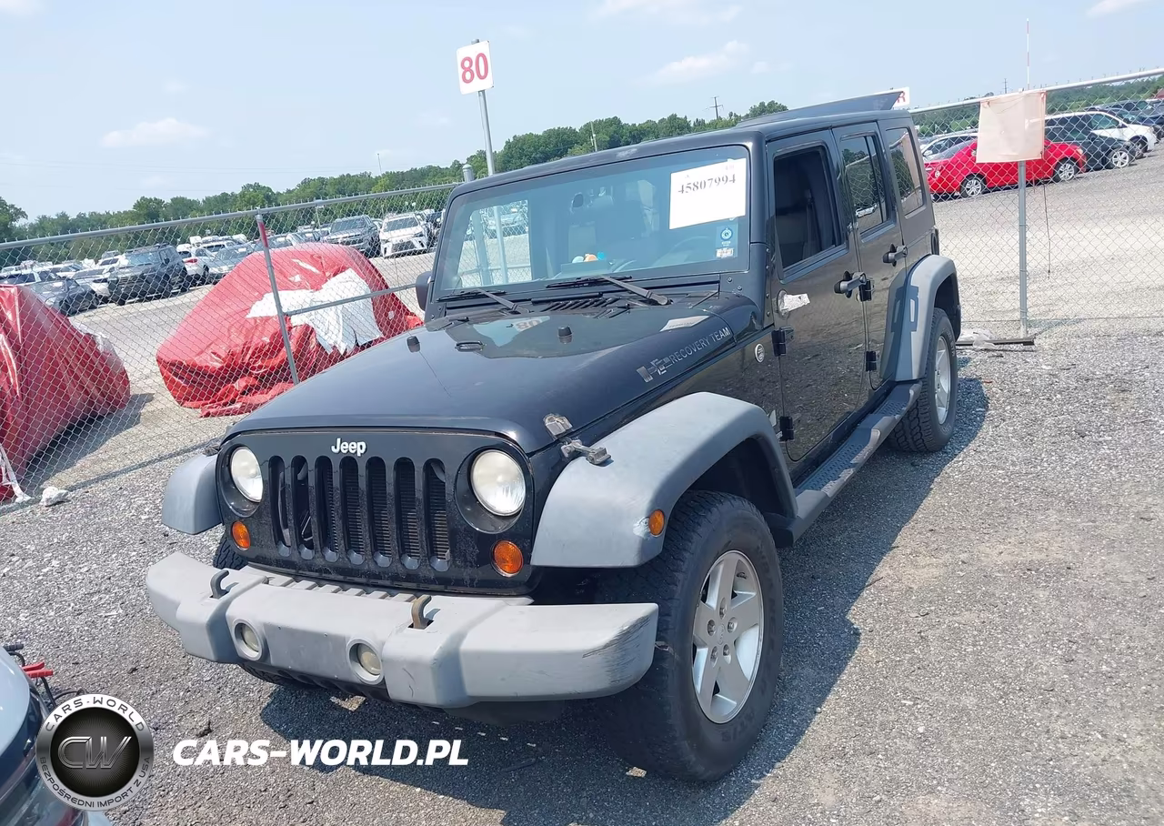2009 Jeep Wrangler Unlimited X VIN:1J4GA39199L773063 - 12