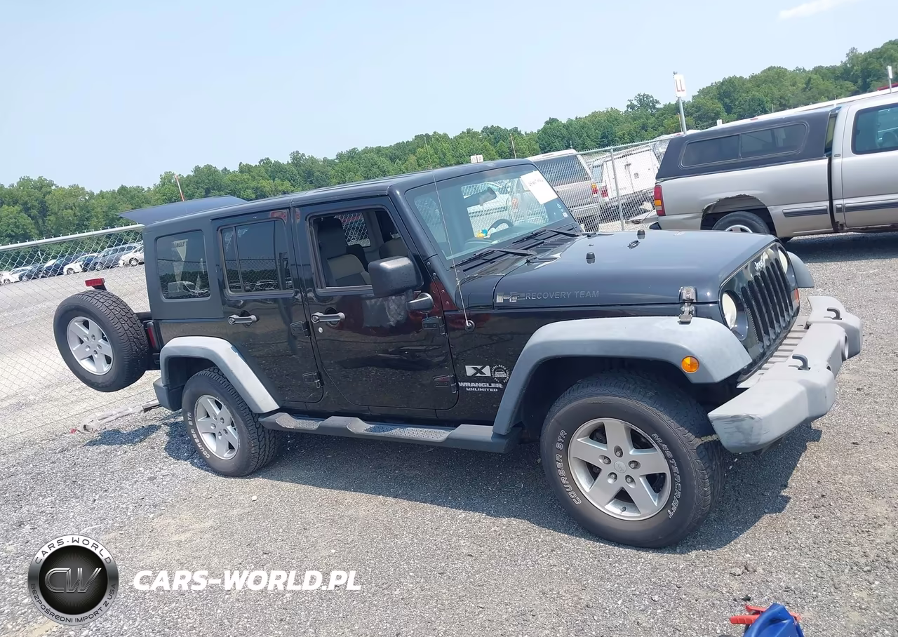 2009 Jeep Wrangler Unlimited X VIN:1J4GA39199L773063 - 13