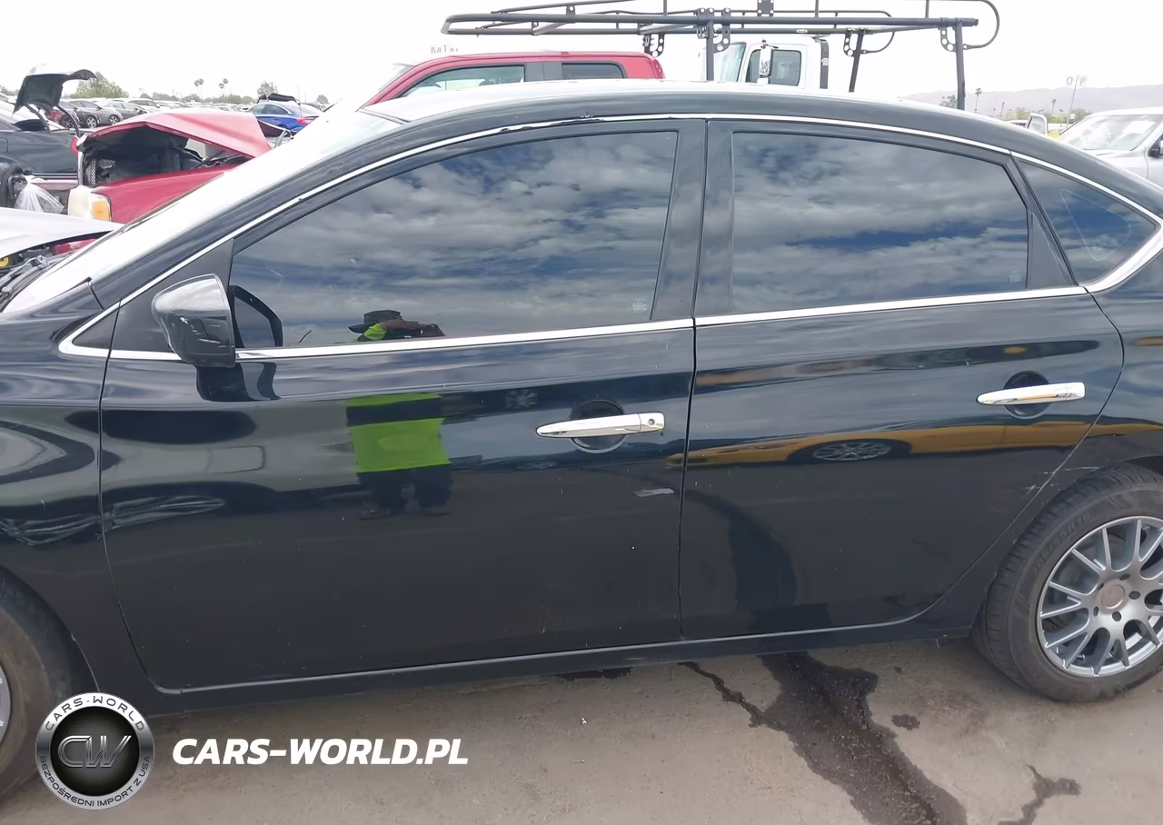 2017 Nissan Sentra S VIN:3N1AB7AP9HY285255 - 14