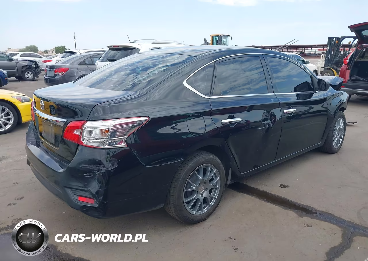 2017 Nissan Sentra S VIN:3N1AB7AP9HY285255 - 4