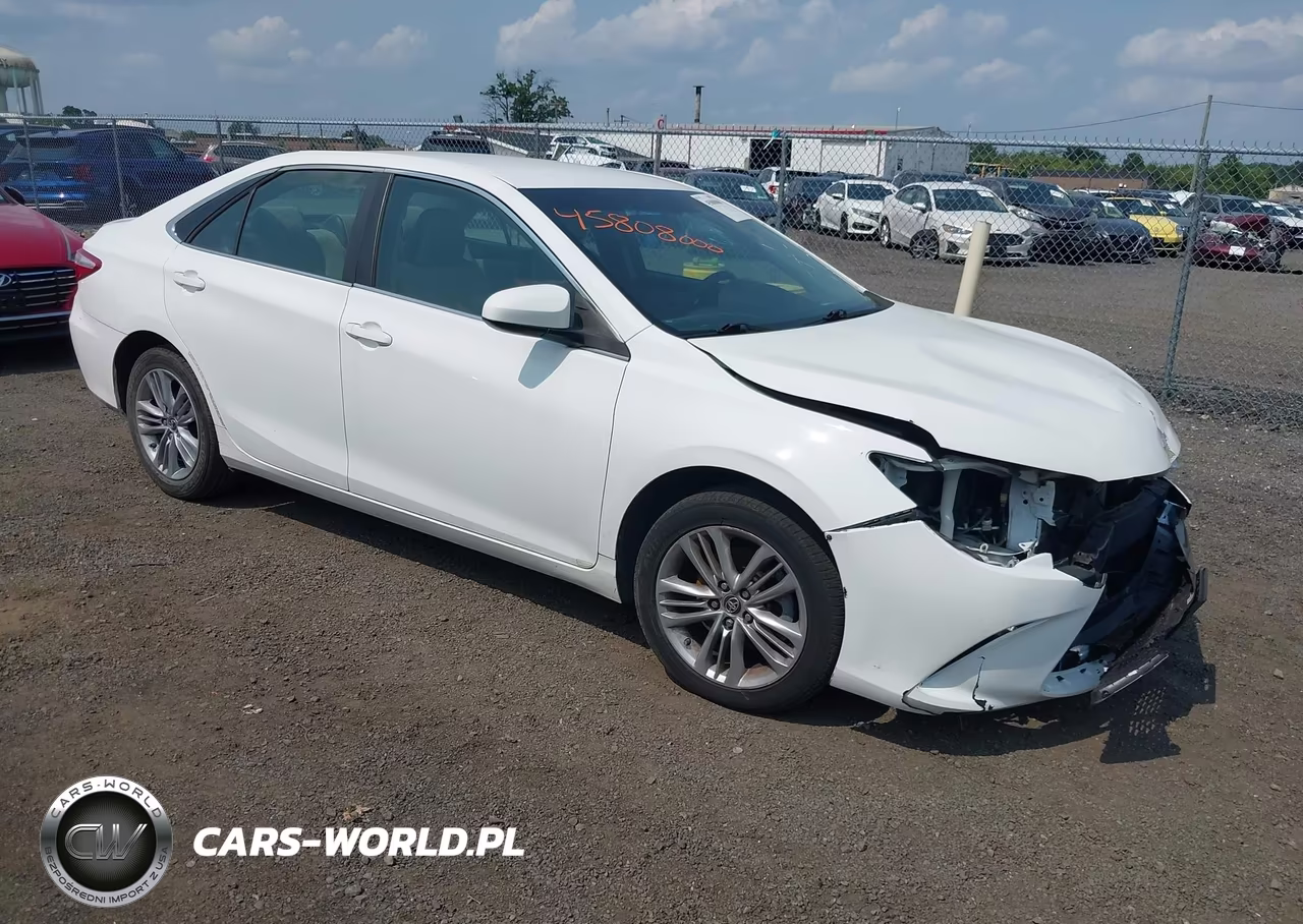 2016 Toyota Camry Se – zdjęcie 1 z 16