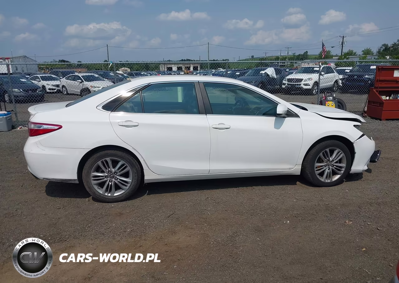 2016 Toyota Camry Se VIN:4T1BF1FK3GU172432 - 13