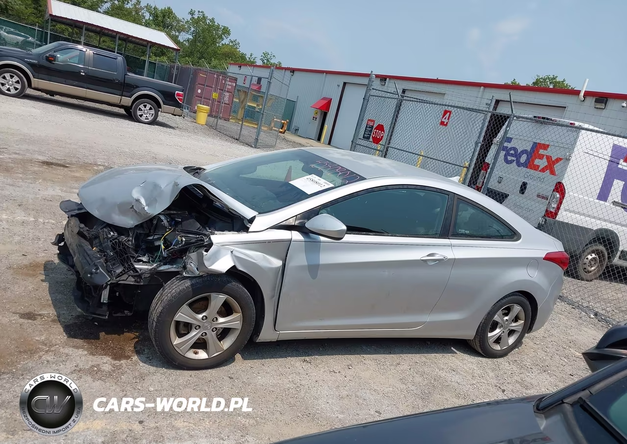 2013 Hyundai Elantra Gs VIN:KMHDH6AE7DU005388 - 15
