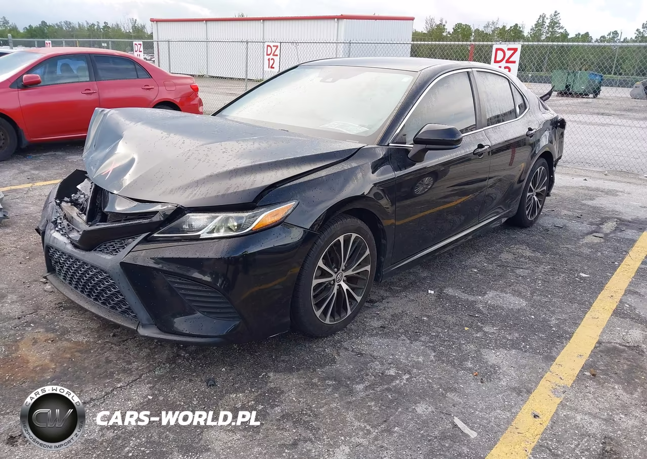 2019 Toyota Camry Se VIN:4T1B11HK8KU183821 - 2