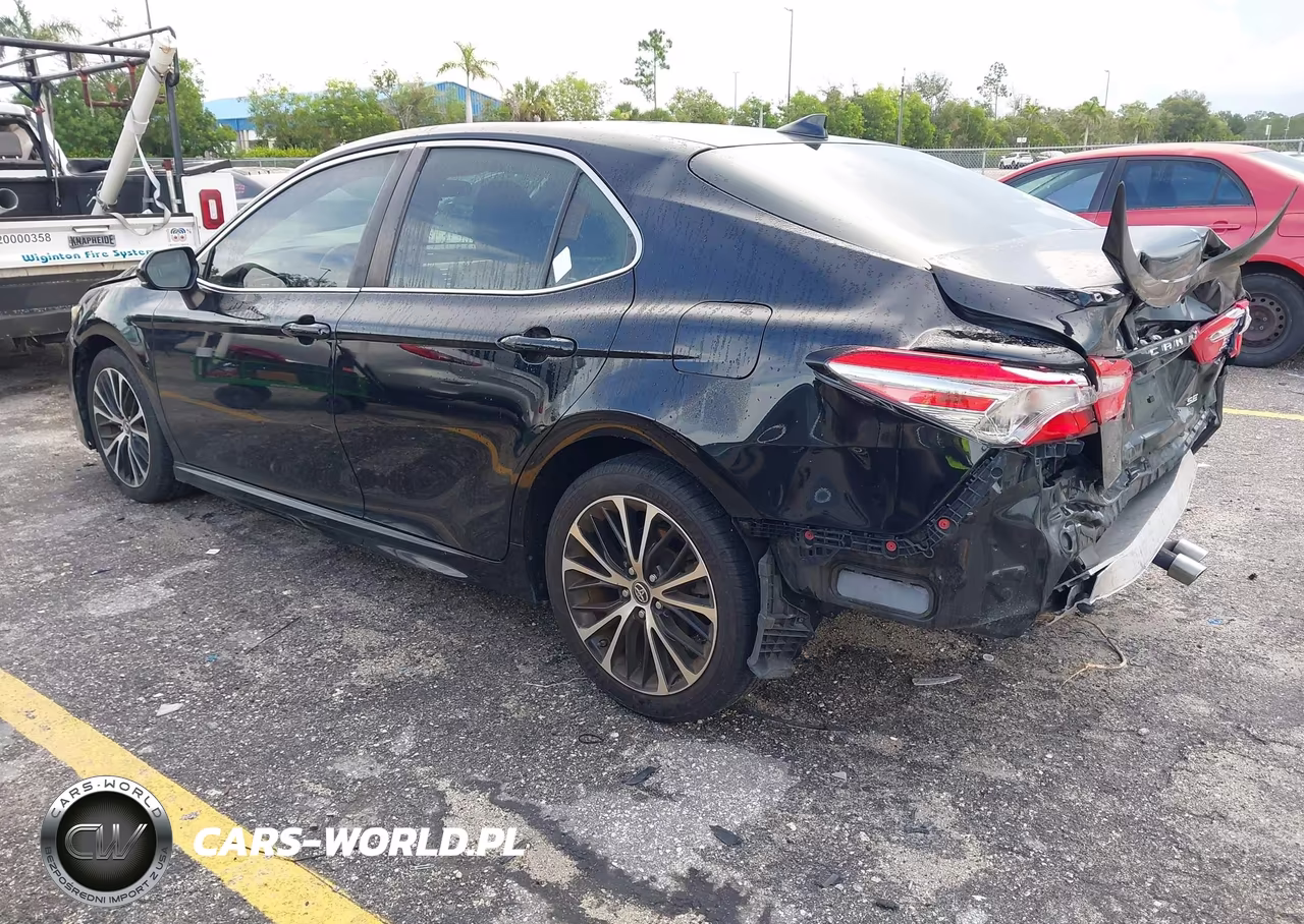 2019 Toyota Camry Se VIN:4T1B11HK8KU183821 - 3