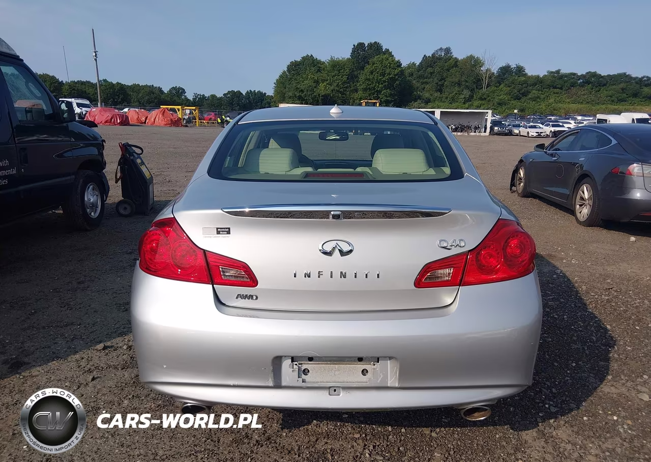 2015 Infiniti Q40 VIN:JN1CV6AR6FM523574 - 16