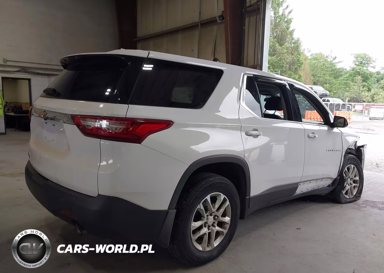 2019 Chevrolet Traverse Ls VIN:1GNEVFKW6KJ107148 - 4