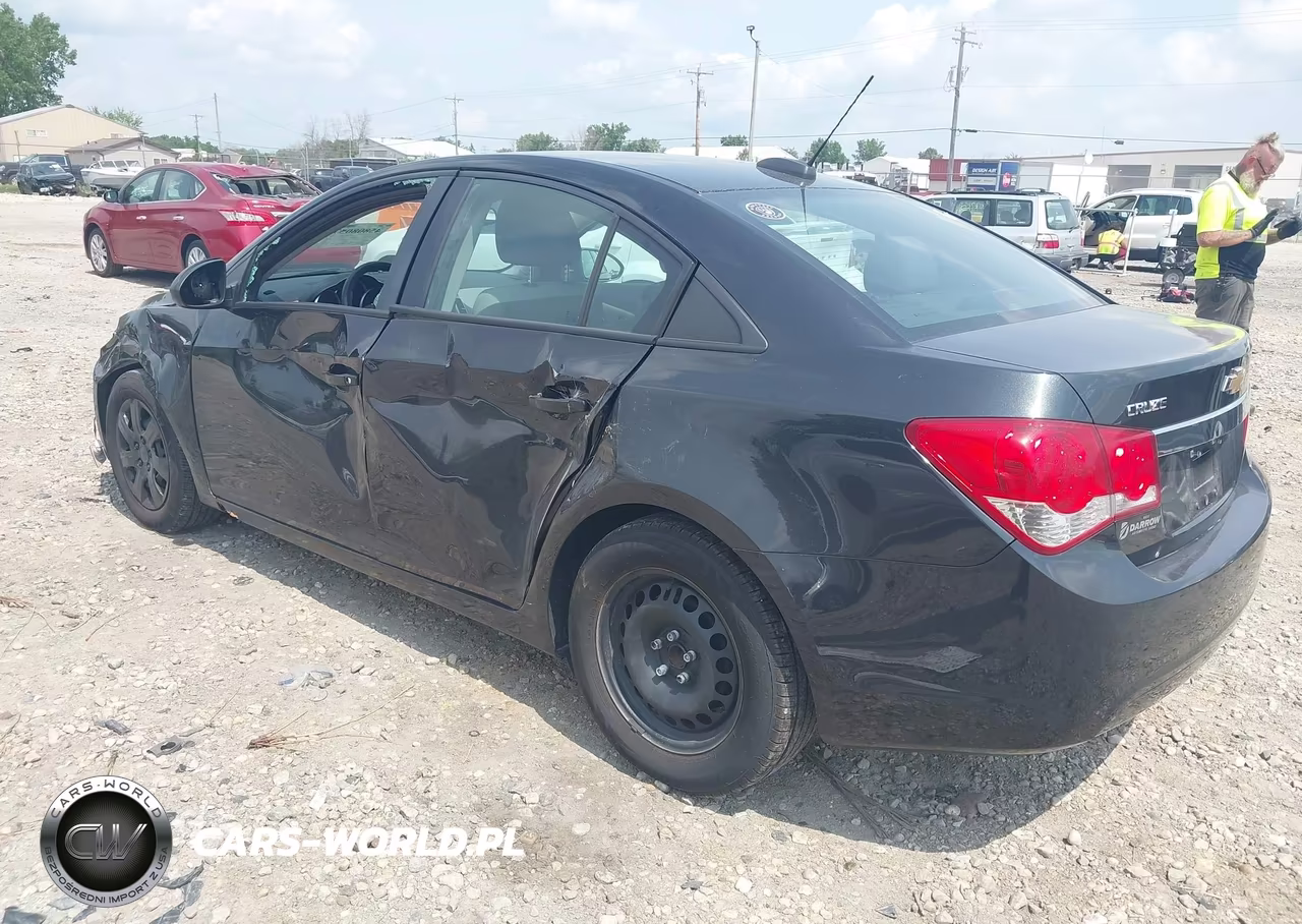 2016 Chevrolet Cruze Limited Ls Auto VIN:1G1PC5SG3G7155391 - 3