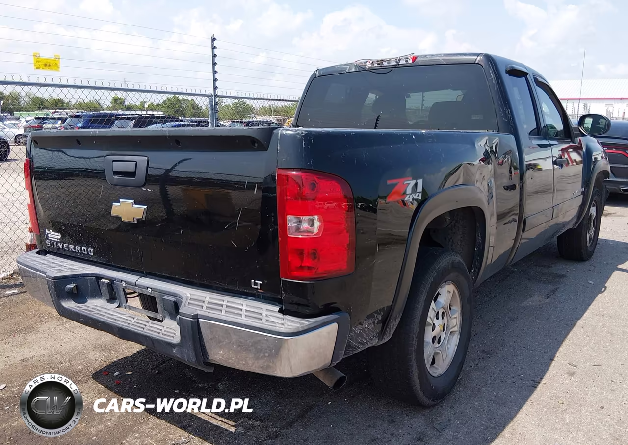 2007 Chevrolet Silverado K1500 VIN:2GCEK19J171667661 - 4