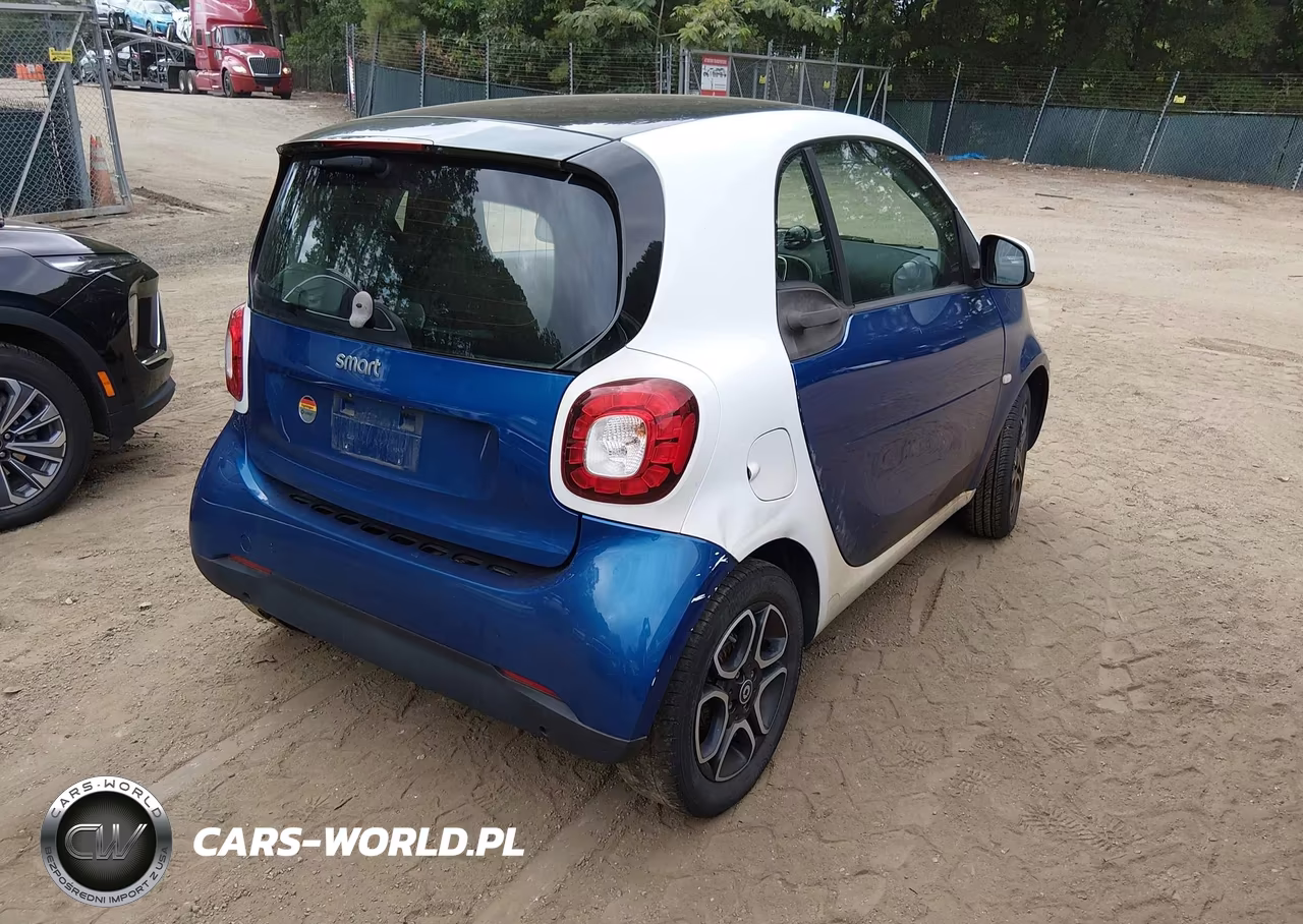 2016 Smart Fortwo Prime VIN:WMEFJ5DA8GK060969 - 4