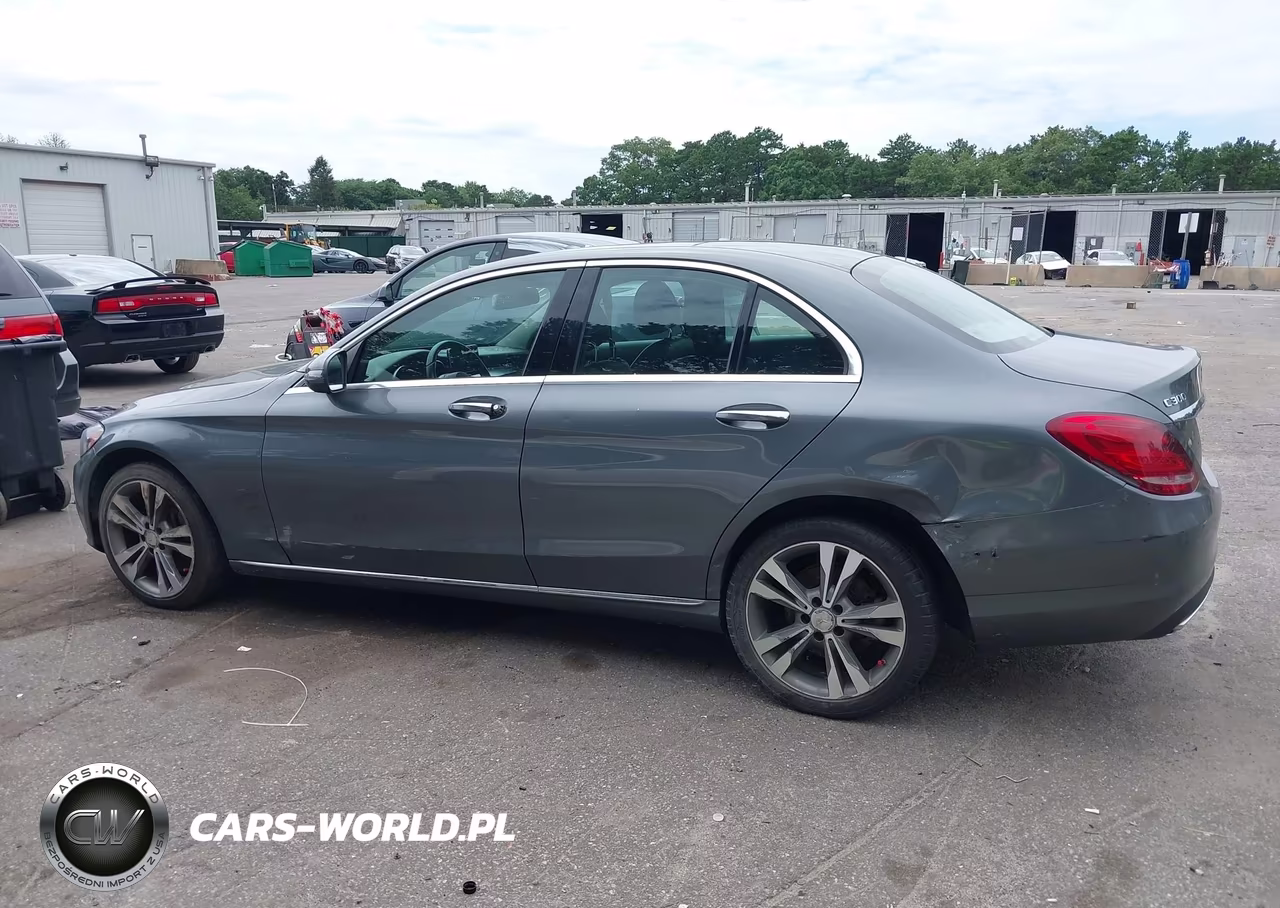 2017 Mercedes-Benz C 300 4Matic VIN:55SWF4KB1HU188330 - 14