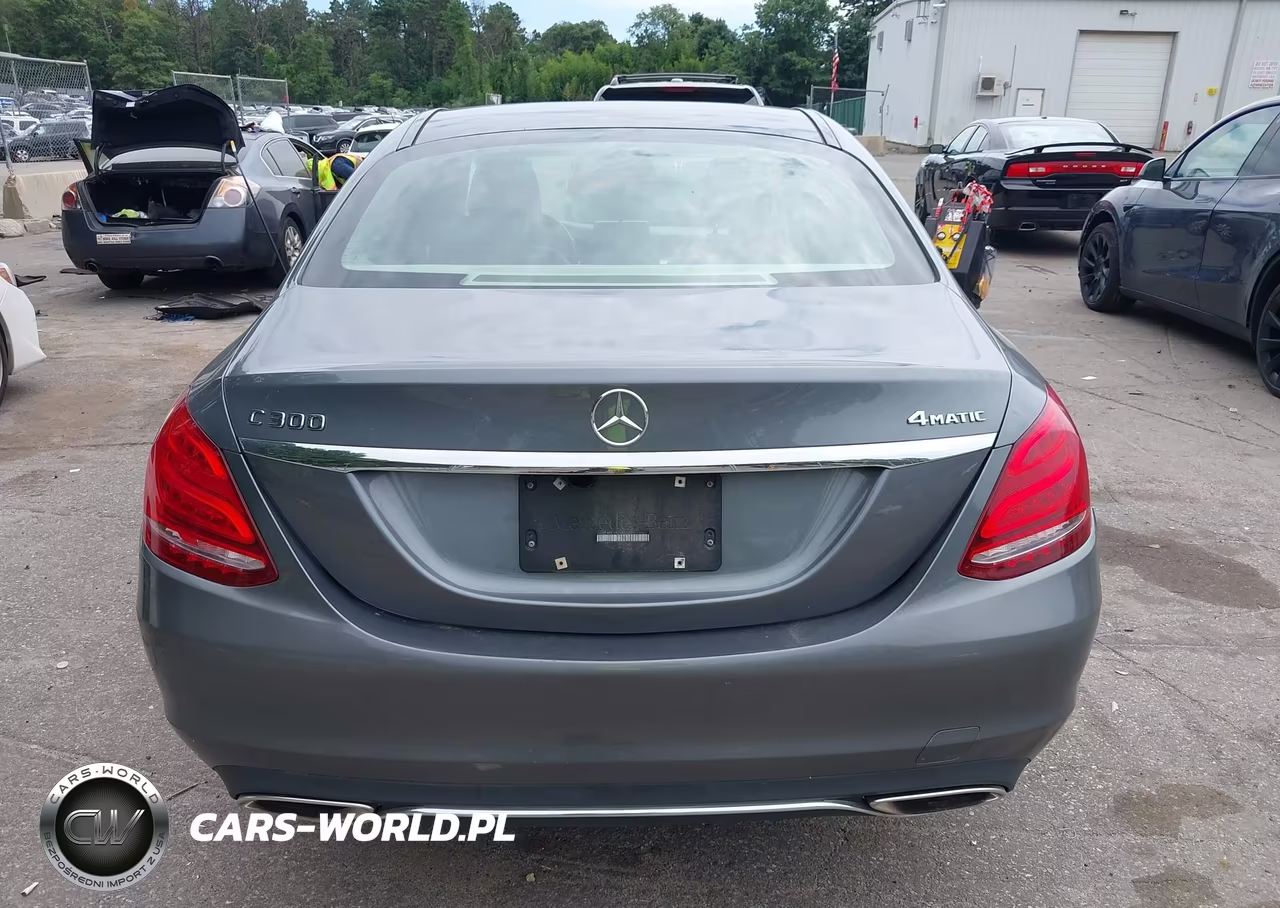 2017 Mercedes-Benz C 300 4Matic VIN:55SWF4KB1HU188330 - 16