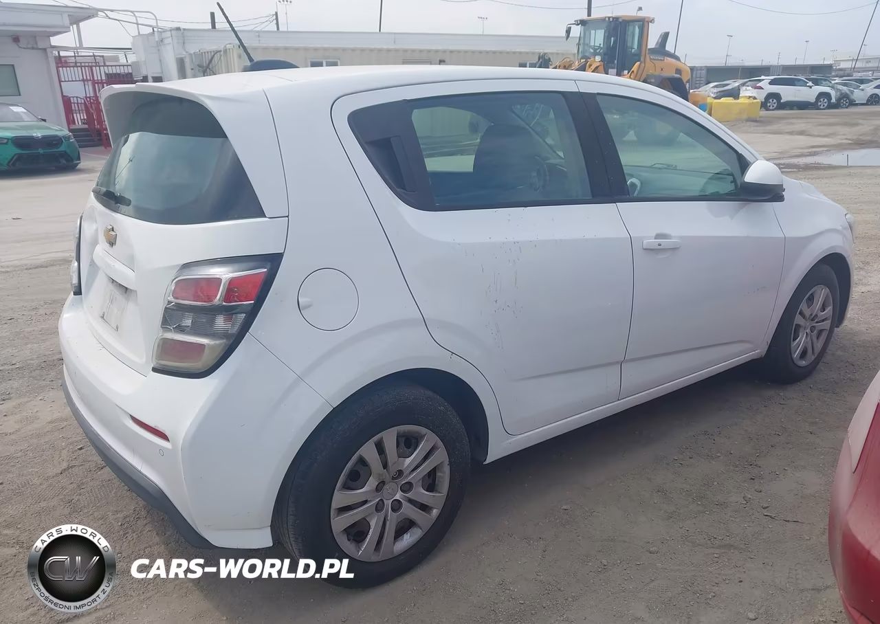 2020 Chevrolet Sonic Fwd 1Fl 5-Door VIN:1G1JG6SB5L4114163 - 4