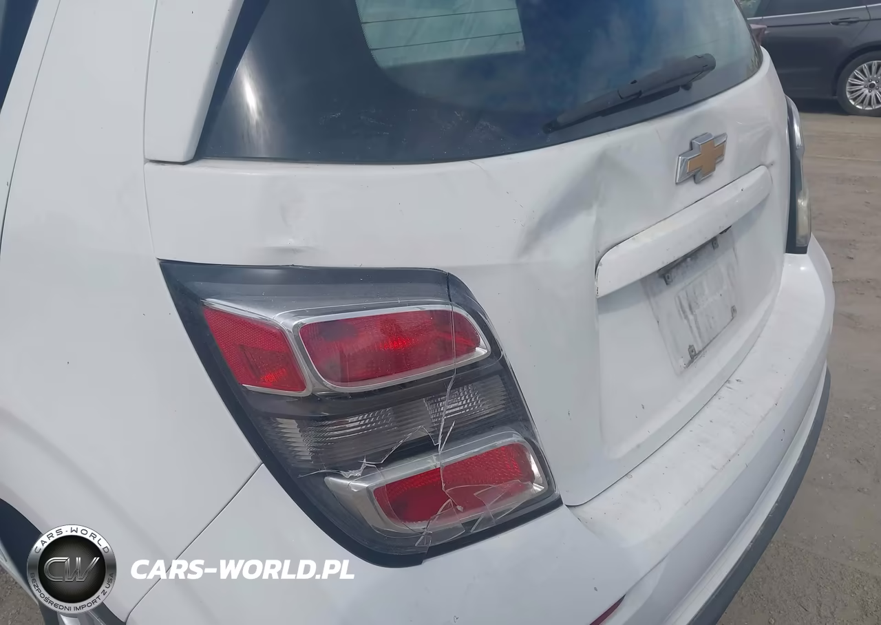 2020 Chevrolet Sonic Fwd 1Fl 5-Door VIN:1G1JG6SB5L4114163 - 6