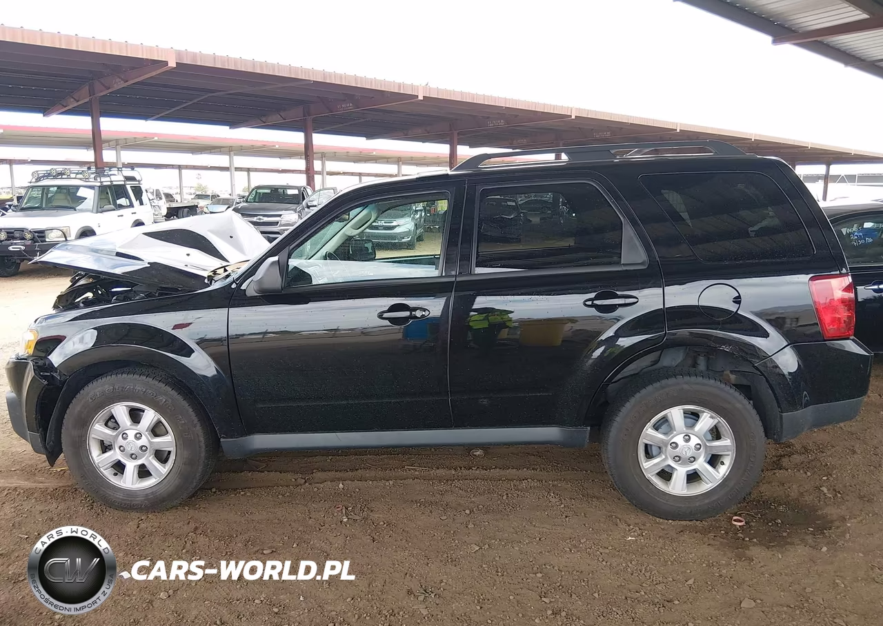 2010 Mazda Tribute S Grand Touring VIN:4F2CY9GG7AKM01404 - 14
