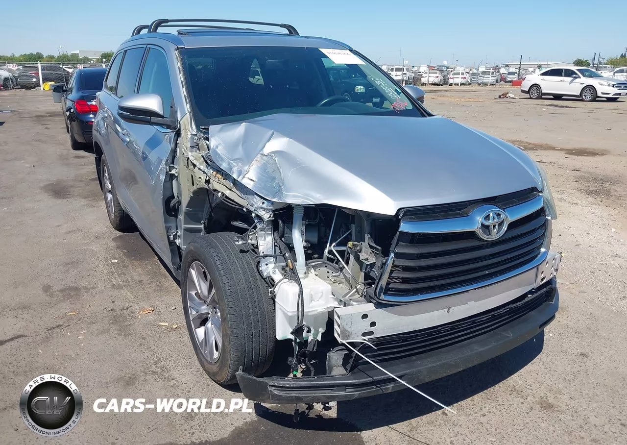 2015 Toyota Highlander Xle V6 – zdjęcie 1 z 16