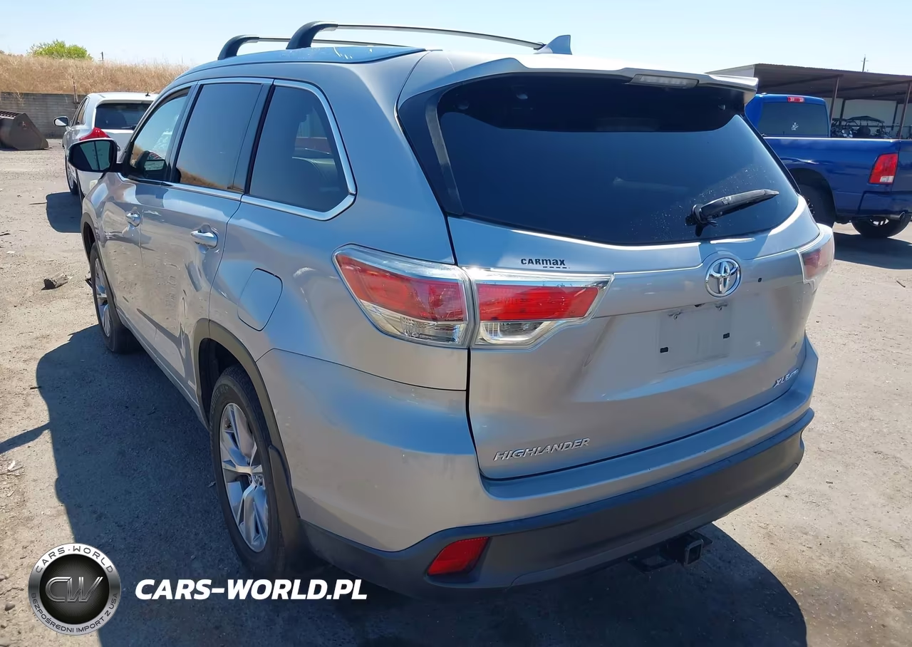 2015 Toyota Highlander Xle V6 VIN:5TDJKRFH8FS126127 - 3