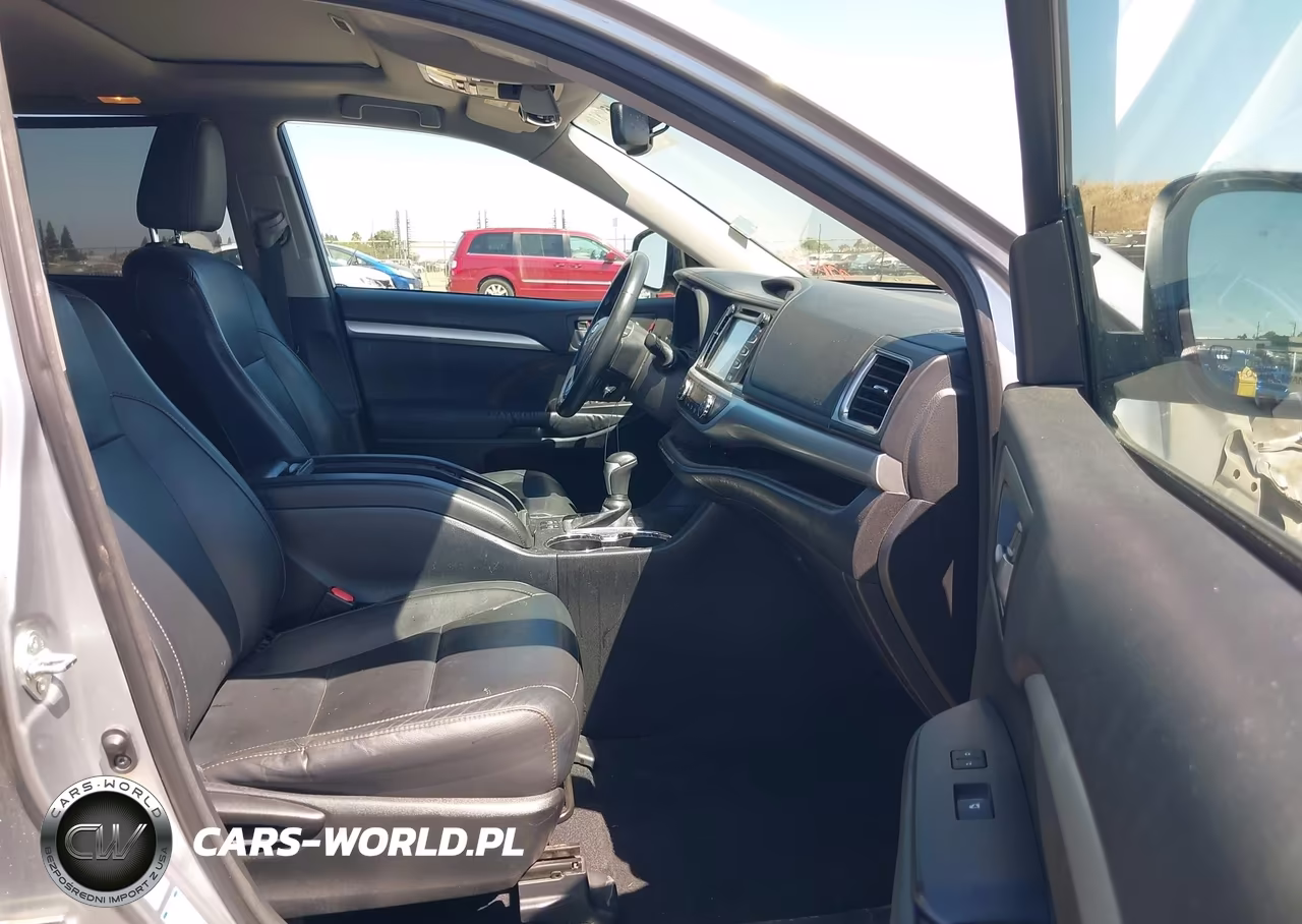 2015 Toyota Highlander Xle V6 VIN:5TDJKRFH8FS126127 - 5
