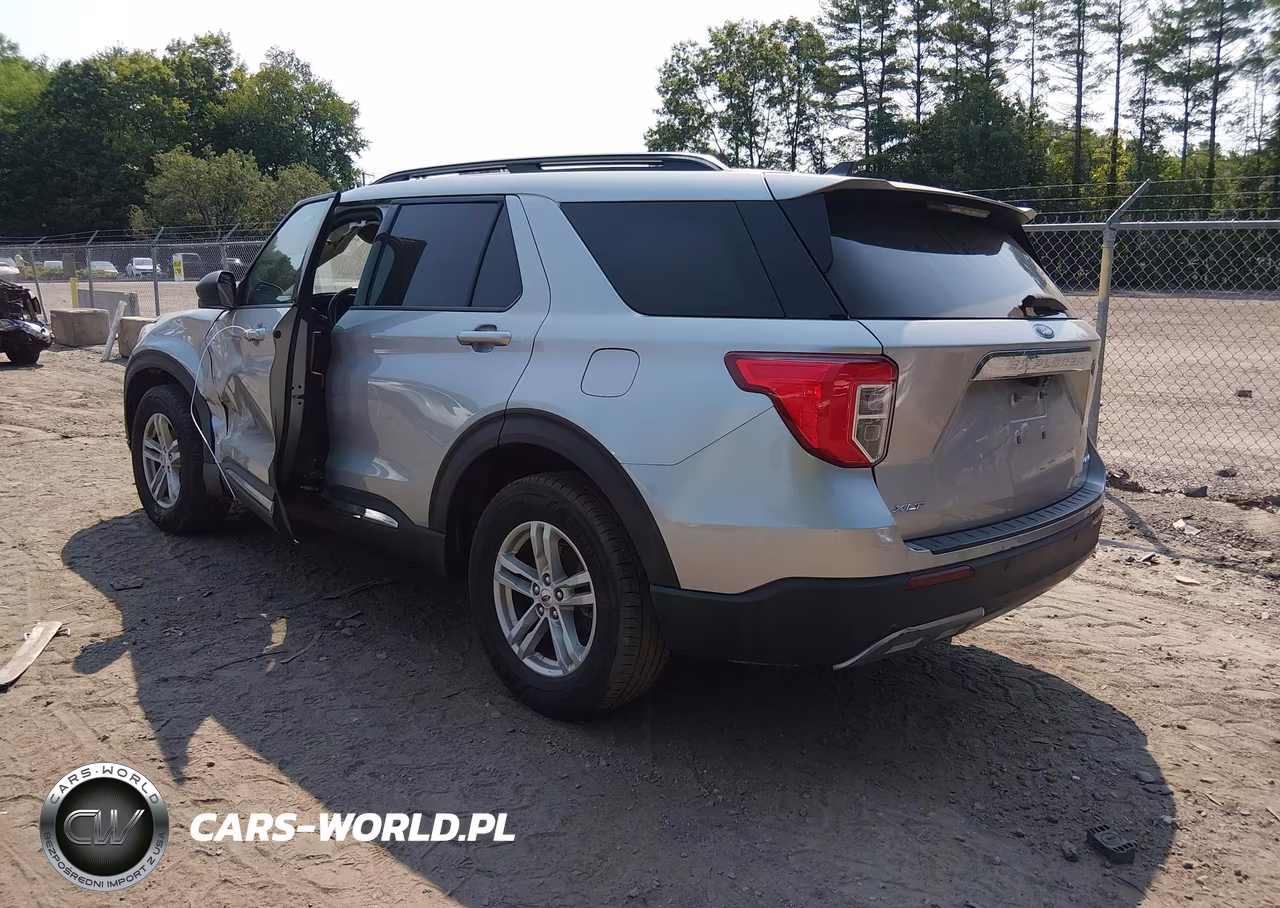 2021 Ford Explorer Xlt VIN:1FMSK8DH0MGA21571 - 3