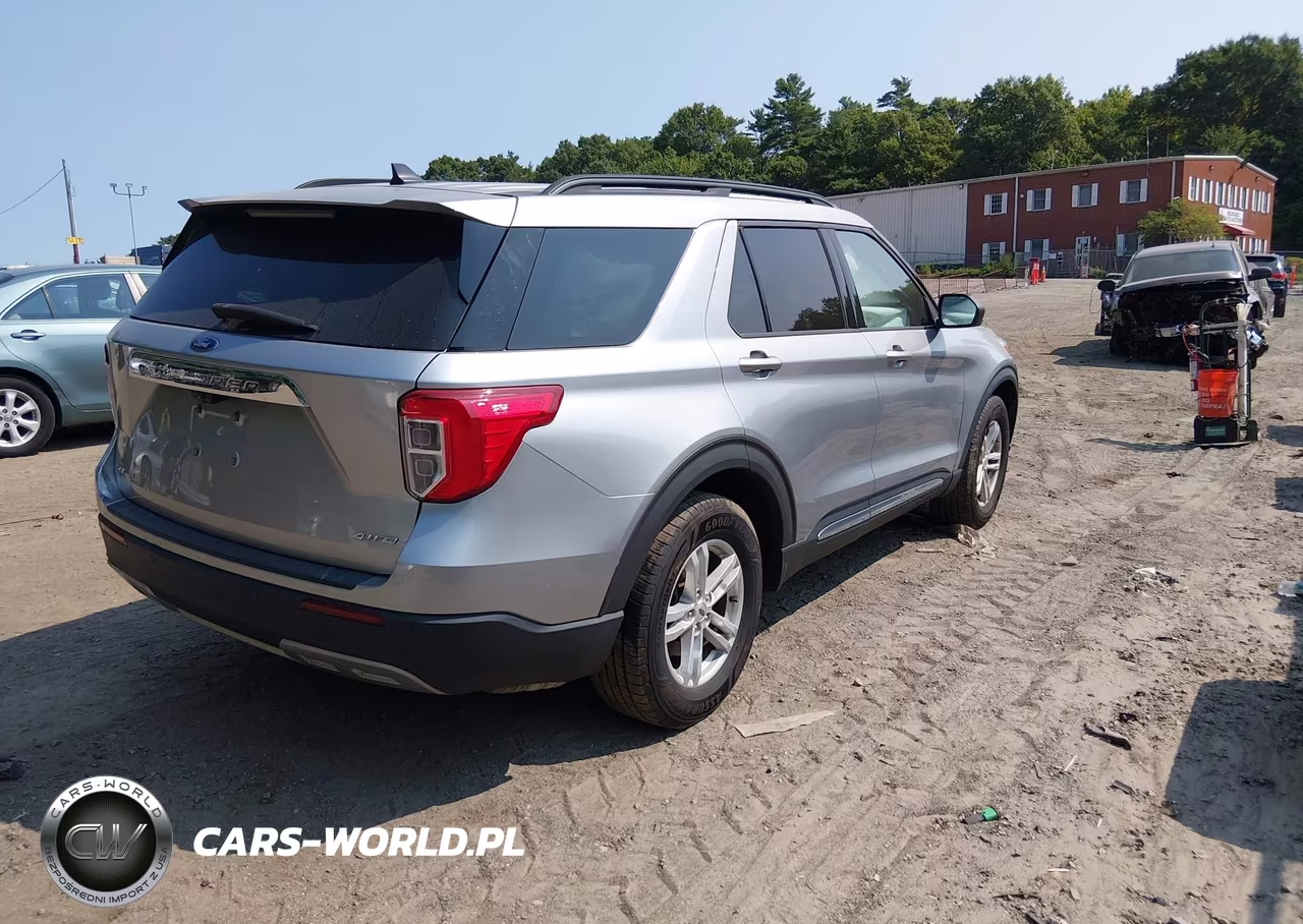 2021 Ford Explorer Xlt VIN:1FMSK8DH0MGA21571 - 4