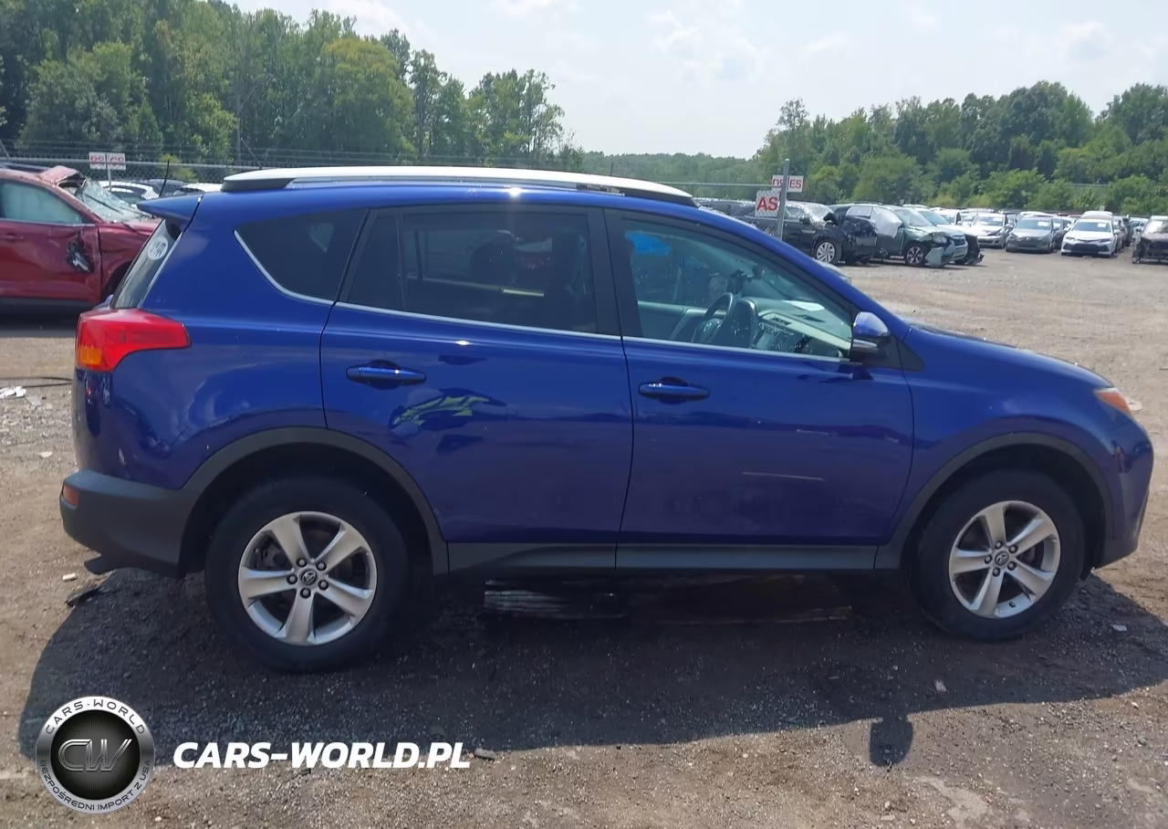 2015 Toyota Rav4 Xle VIN:2T3RFREV0FW323676 - 13