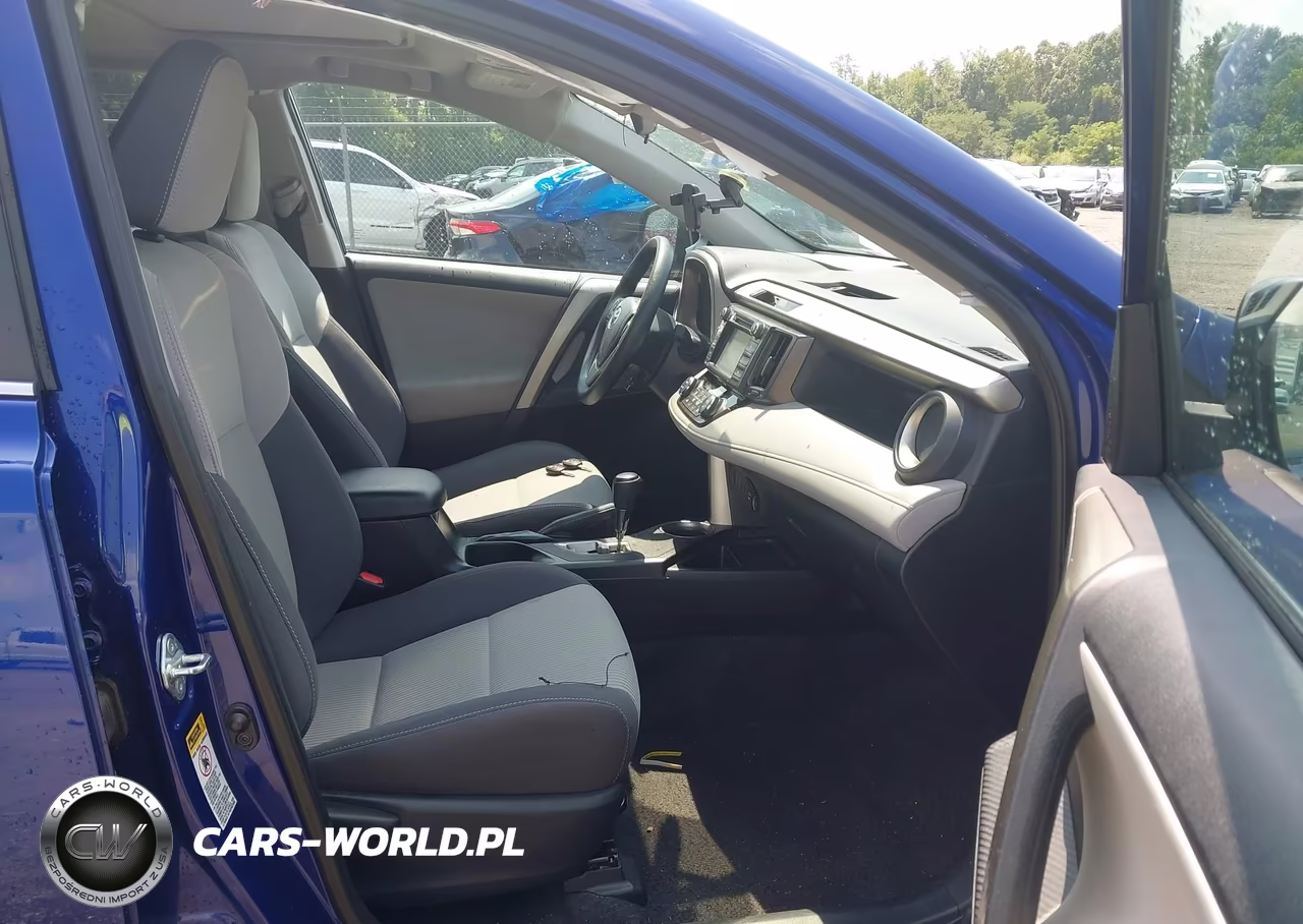 2015 Toyota Rav4 Xle VIN:2T3RFREV0FW323676 - 5