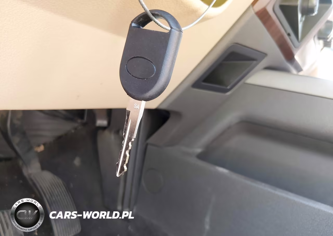 2012 Ford F-250 Lariat VIN:1FT7W2BT6CEC09105 - 11