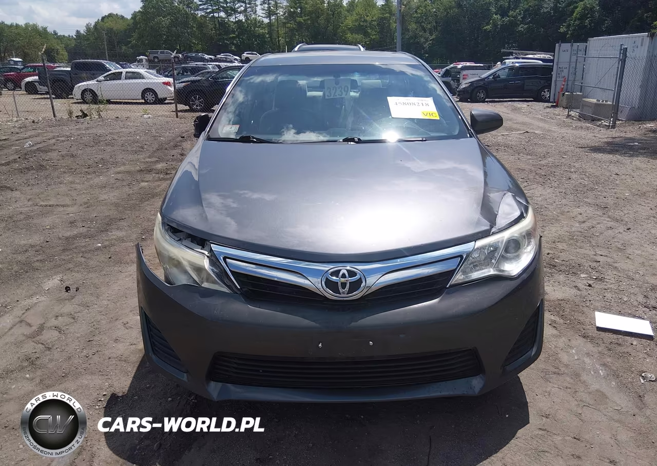 2014 Toyota Camry Le VIN:4T4BF1FK6ER381229 - 12