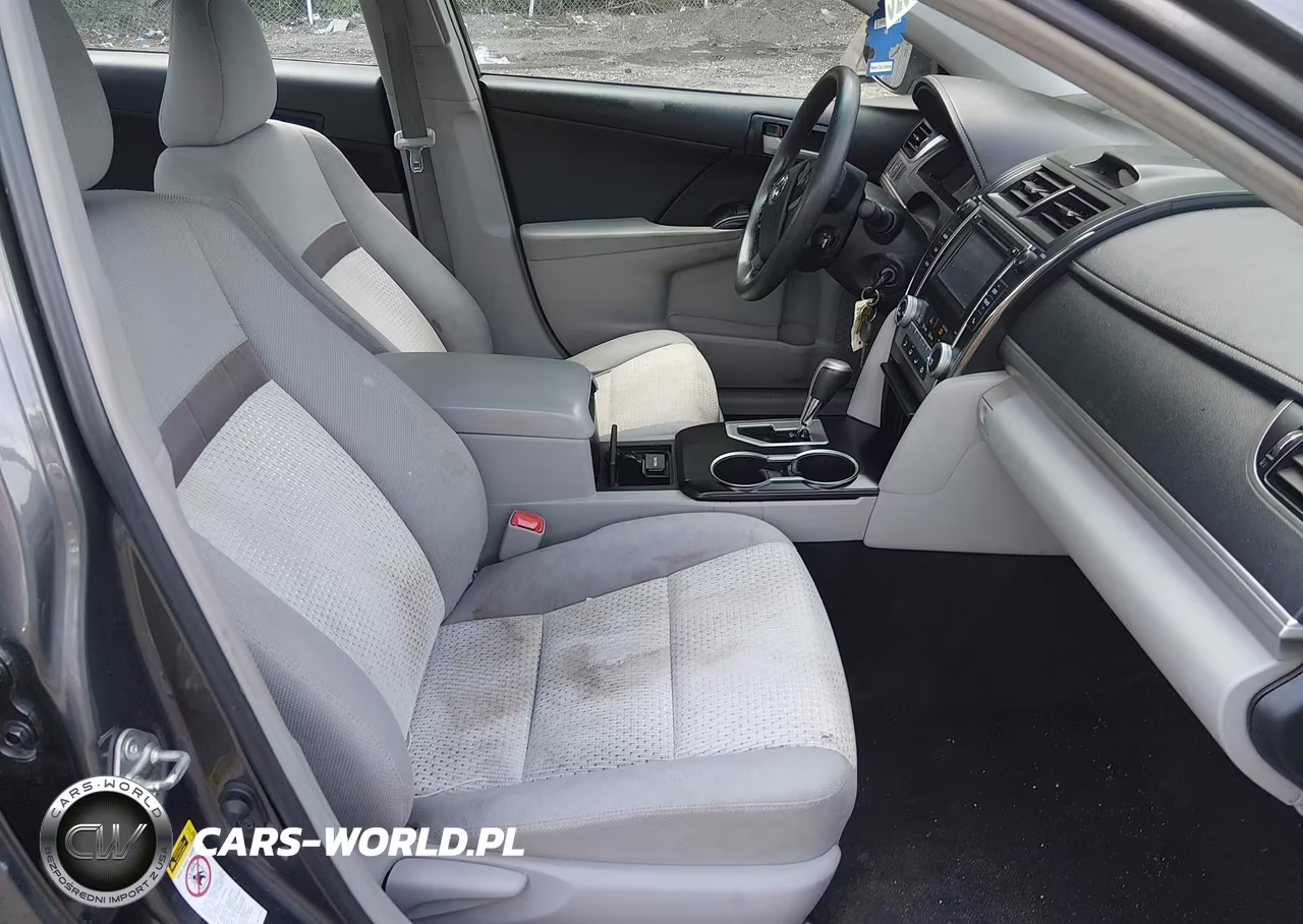 2014 Toyota Camry Le VIN:4T4BF1FK6ER381229 - 5