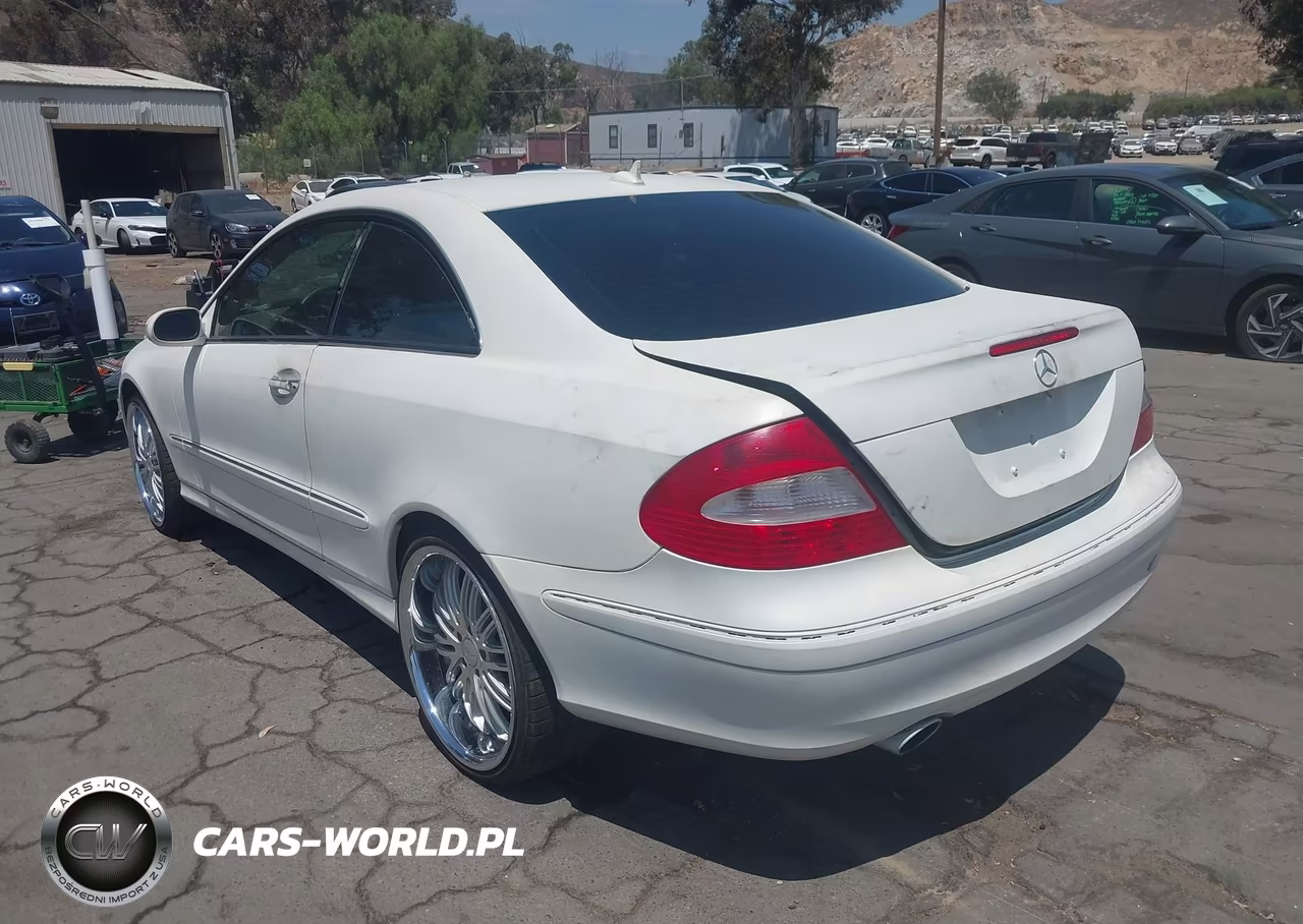 2009 Mercedes-Benz Clk 350 VIN:WDBTJ56H69F260013 - 3