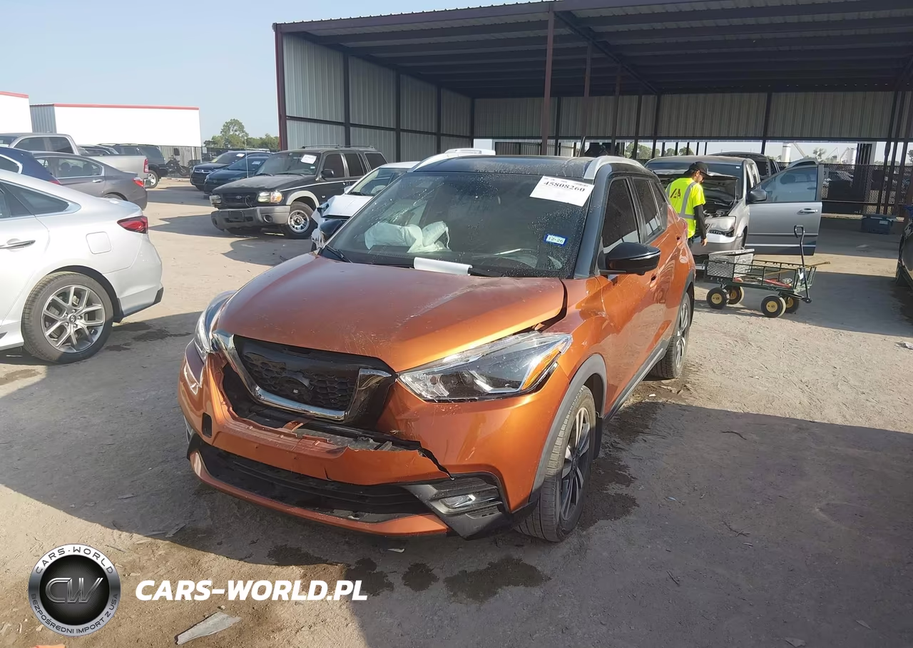 2018 Nissan Kicks Sr VIN:3N1CP5CU7JL543552 - 2