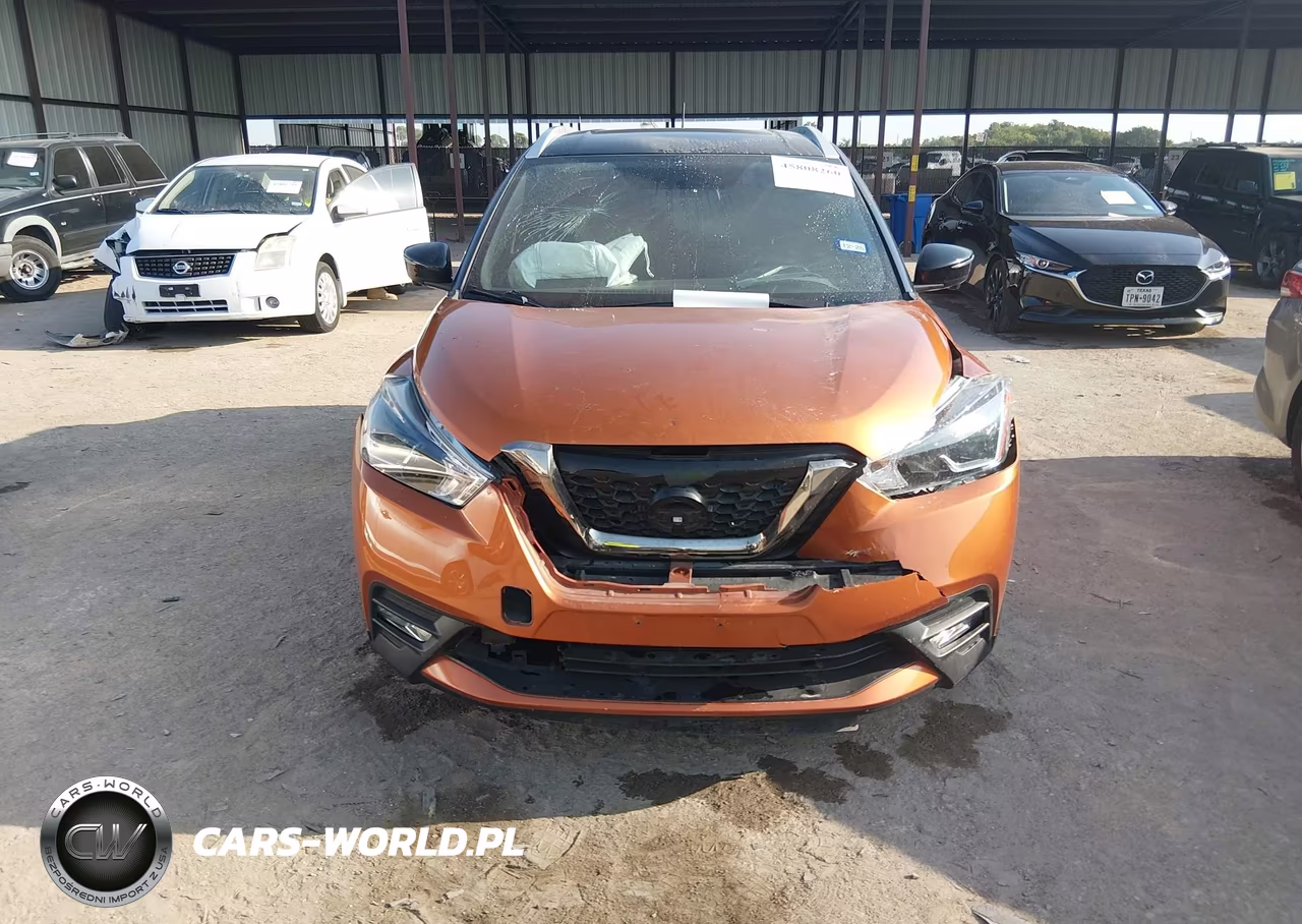 2018 Nissan Kicks Sr VIN:3N1CP5CU7JL543552 - 6