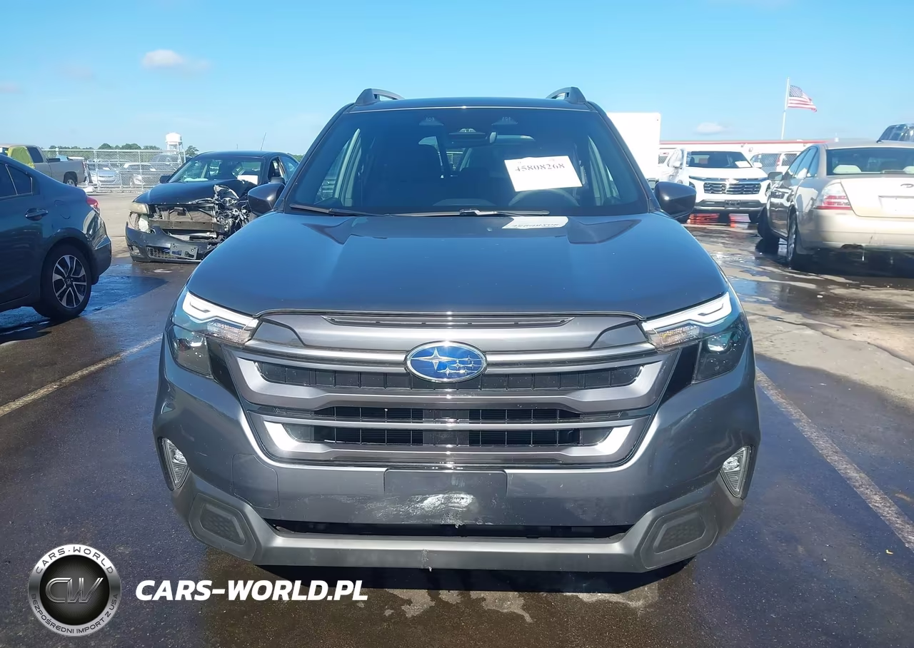 2025 Subaru Forester Premium VIN:JF2SLDDC8SH554064 - 12