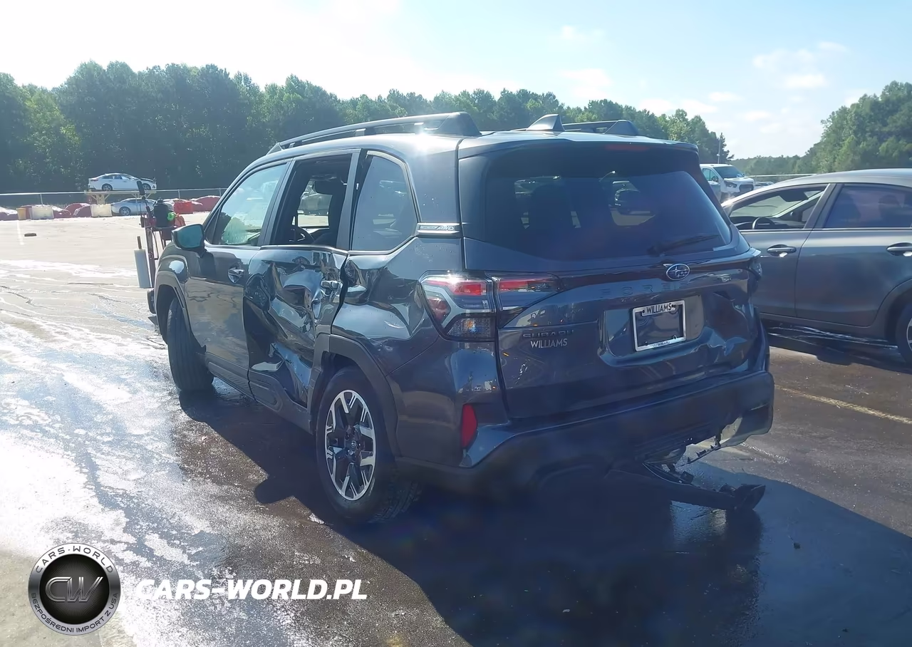 2025 Subaru Forester Premium VIN:JF2SLDDC8SH554064 - 3