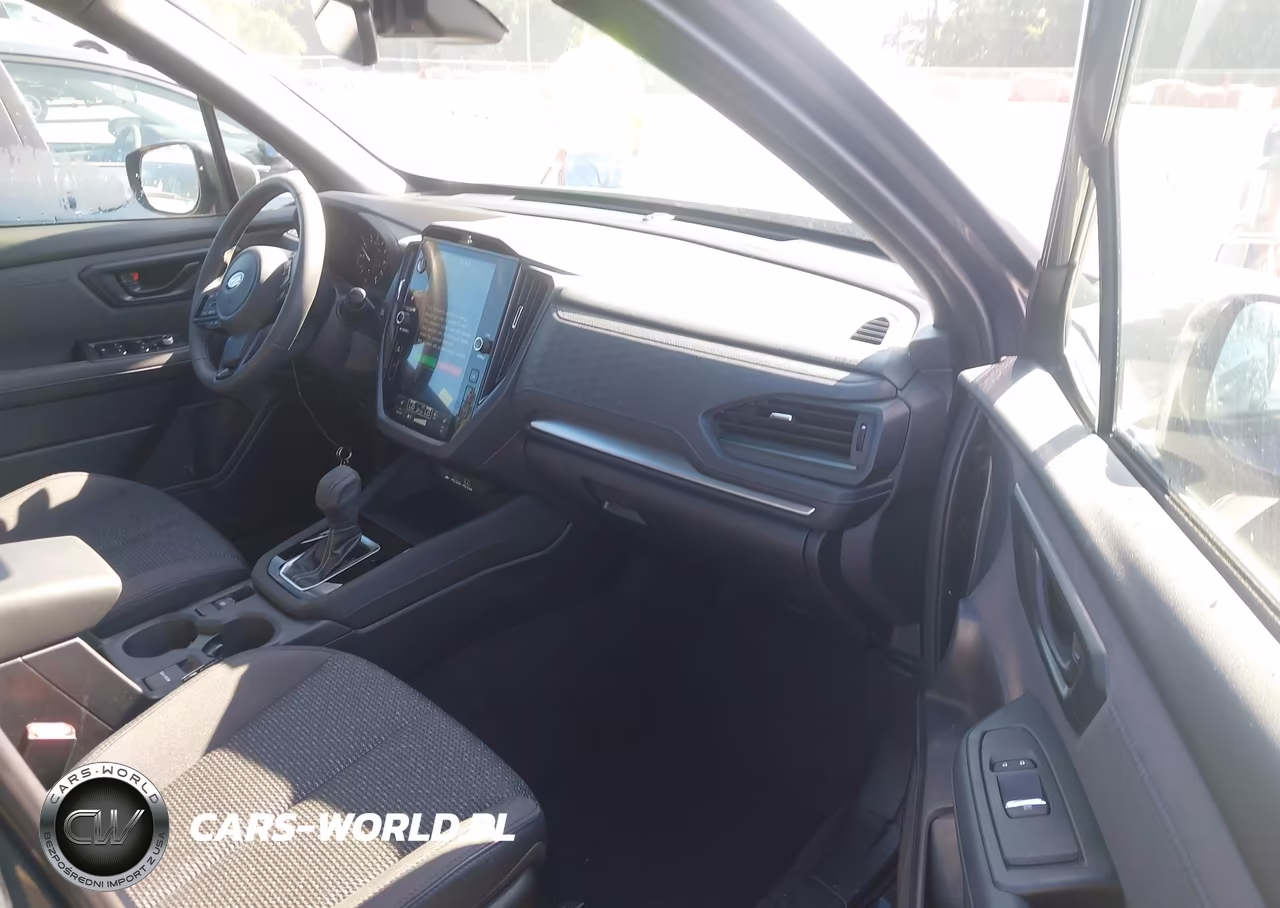 2025 Subaru Forester Premium VIN:JF2SLDDC8SH554064 - 5