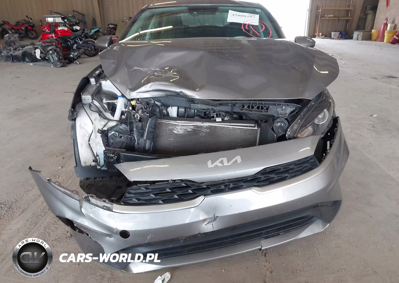 2024 Kia Forte Lxs VIN:3KPF24AD6RE825896 - 13