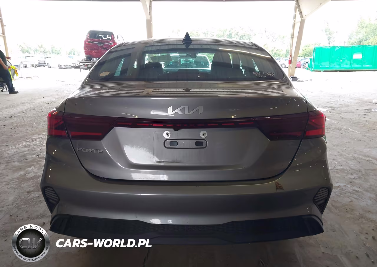 2024 Kia Forte Lxs VIN:3KPF24AD6RE825896 - 17